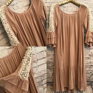 Super cute dress with lace detail